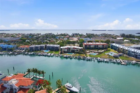 $750,000 | 1060 Pinellas Bayway South, Unit 204, Tierra Verde, FL 33715