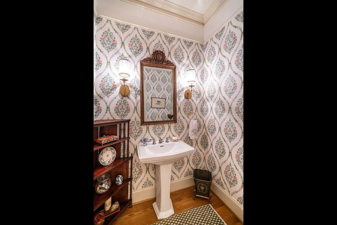 1809 Banbury Road Raleigh, NC 27608 - Photo 18 of 50 Photo 18