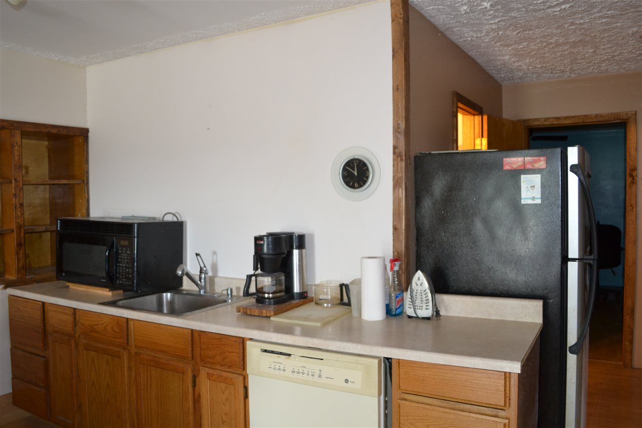 8551 South 41 Road Cadillac, MI 49601 - Photo 15 of 42 1842790-16.JPG