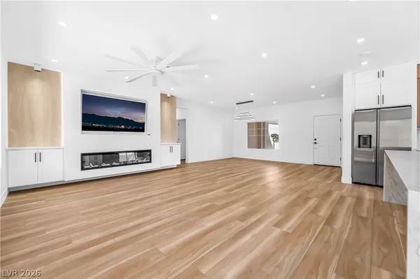 $555,000 | 2537 Terrytown Avenue, Henderson, NV 89052
