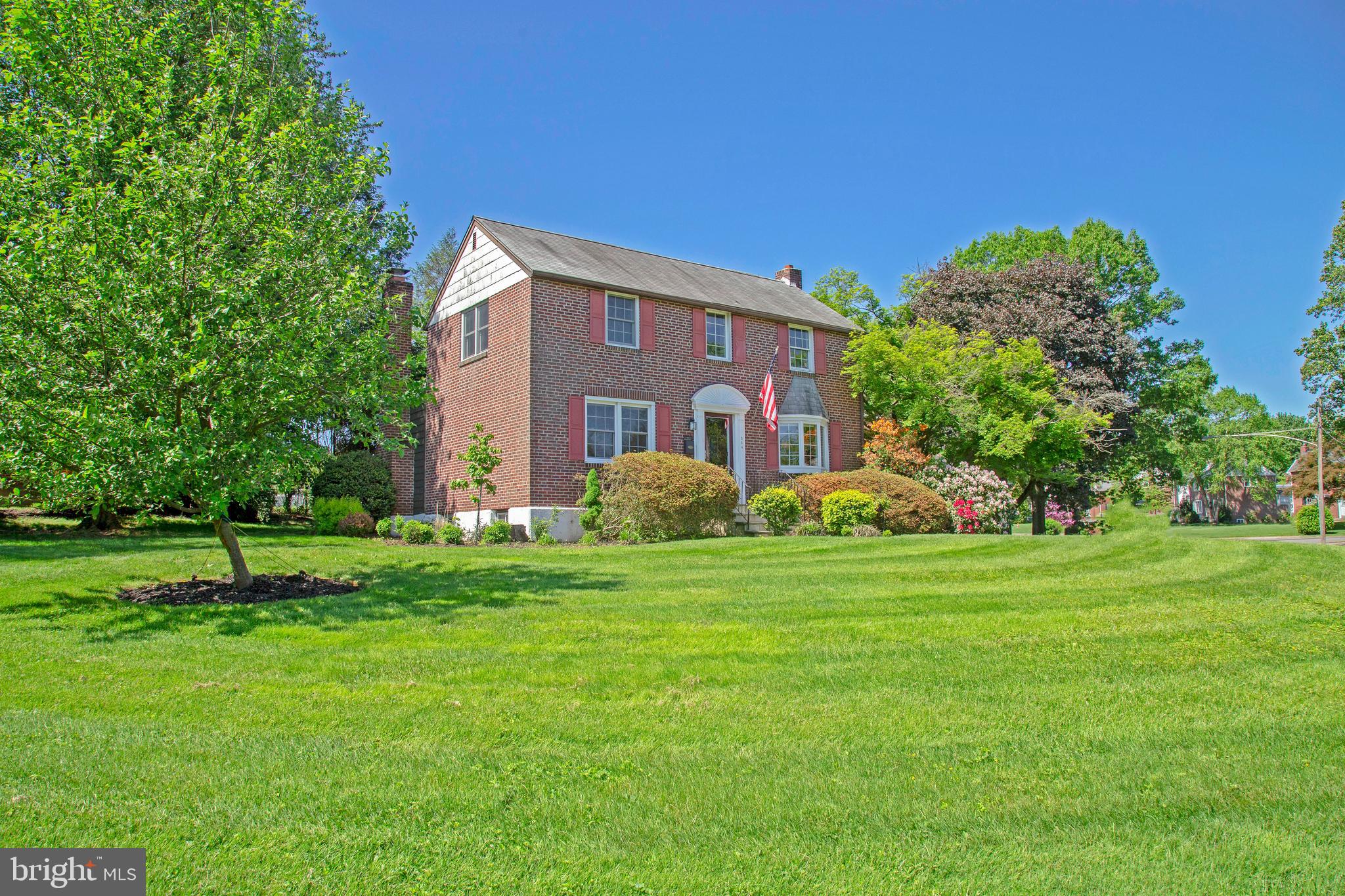 584 Valley View Road Springfield, PA 19064 - Photo 36 of 38 a front view of a house with a yard
