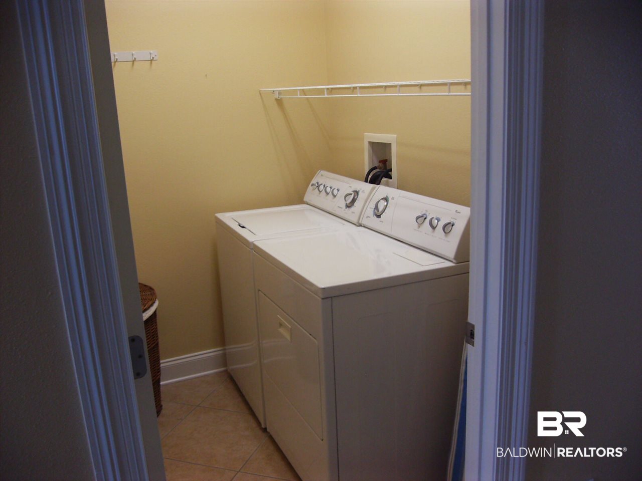 27800 Canal Road, Unit 110 Orange Beach, AL 36561 - Photo 11 of 27 laundry
