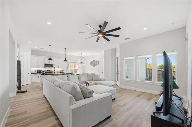 $3,100 | 7733 Indian Ridge Trail, Dallas, TX 75232