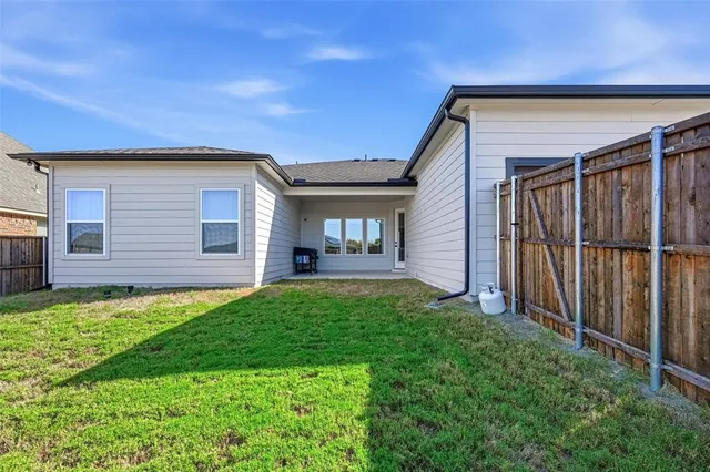 $3,100 | 7733 Indian Ridge Trail, Dallas, TX 75232