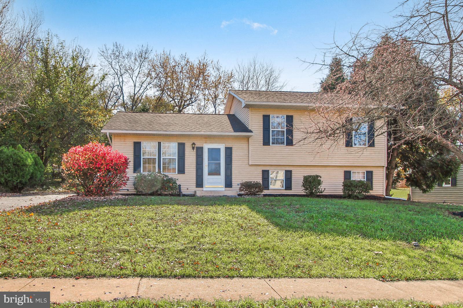 2528 Manor Road York, PA 17408 - Photo 1 of 26