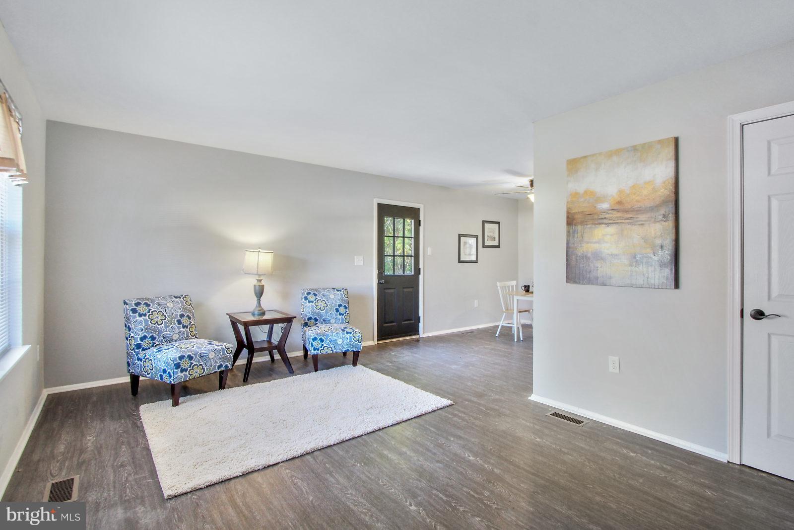 2528 Manor Road York, PA 17408 - Photo 3 of 26