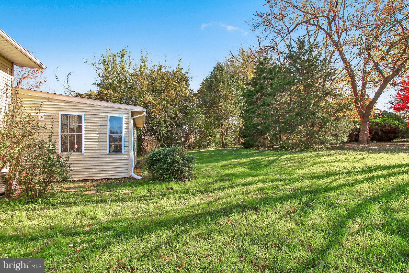 2528 Manor Road York, PA 17408 - Photo 21 of 26