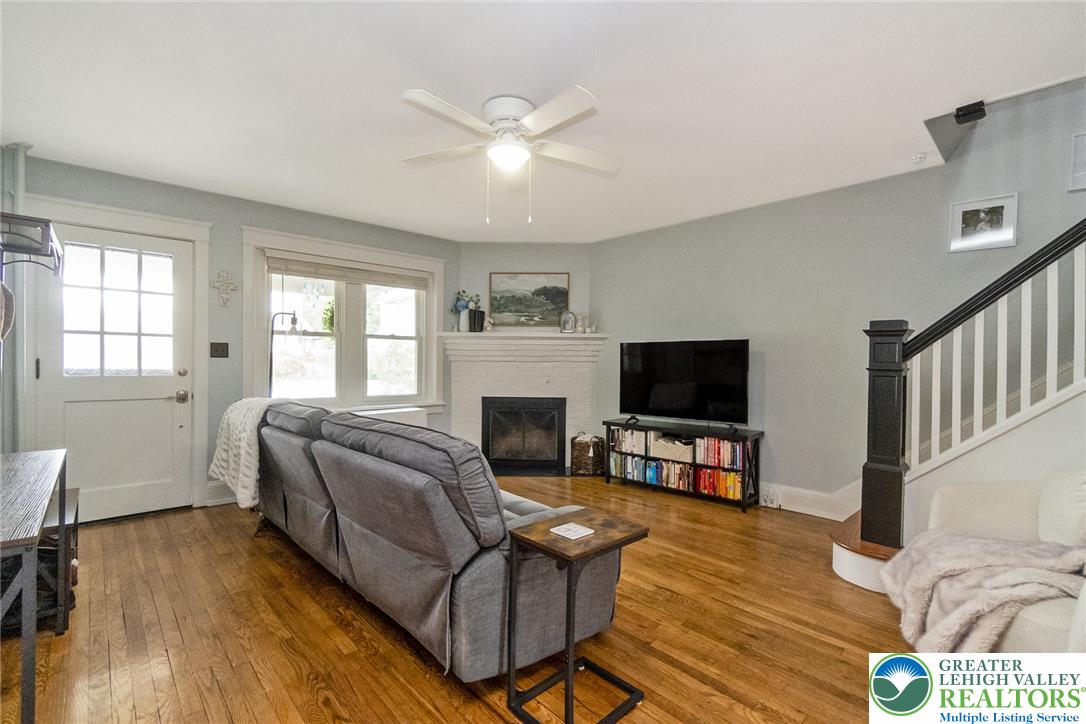 719 Spring Street Bethlehem, PA 18018 - Photo 7 of 46 Gallery Image 7