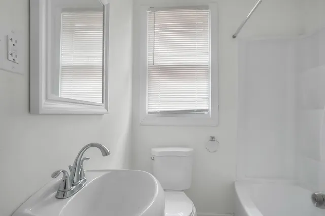 $970 | 3800 Tyler Street, Unit 2W, Detroit, MI 48238