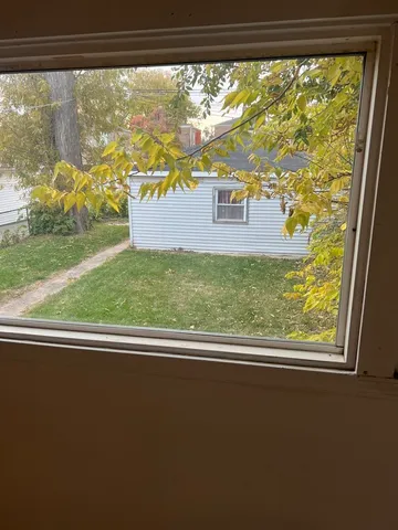 $1,900 | 8416 South Euclid Avenue, Chicago, IL 60617