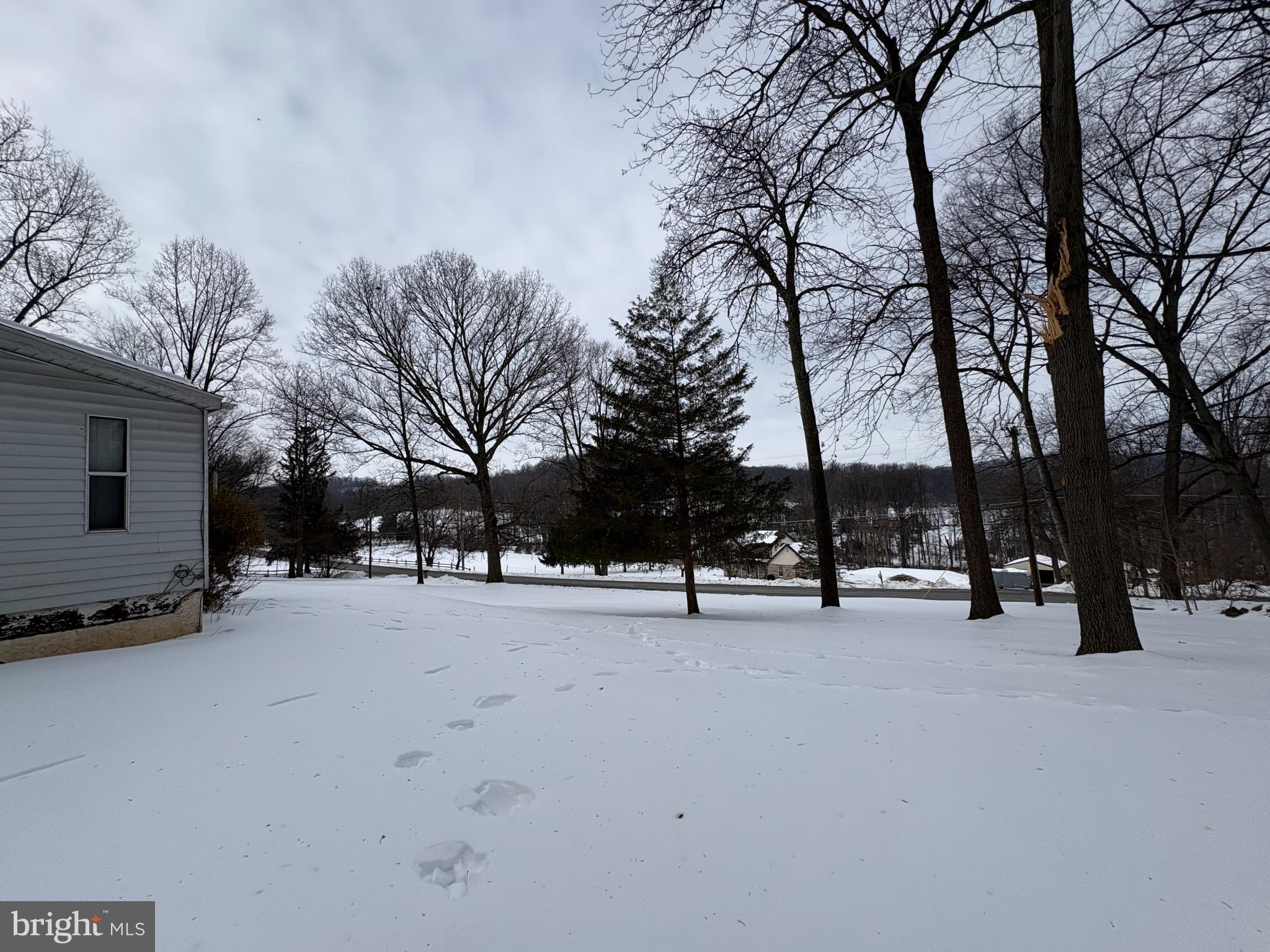 311 Longview Road Boyertown, PA 19512 - Photo 3 of 19 Gallery Image 3