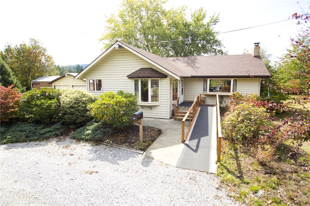 1557 Kelly Road Bellingham, WA 98226 - Photo 1 of 22