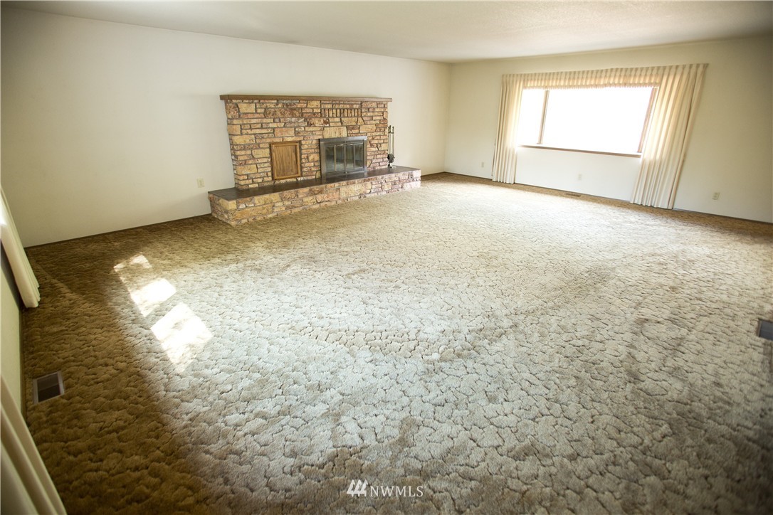 1557 Kelly Road Bellingham, WA 98226 - Photo 3 of 22