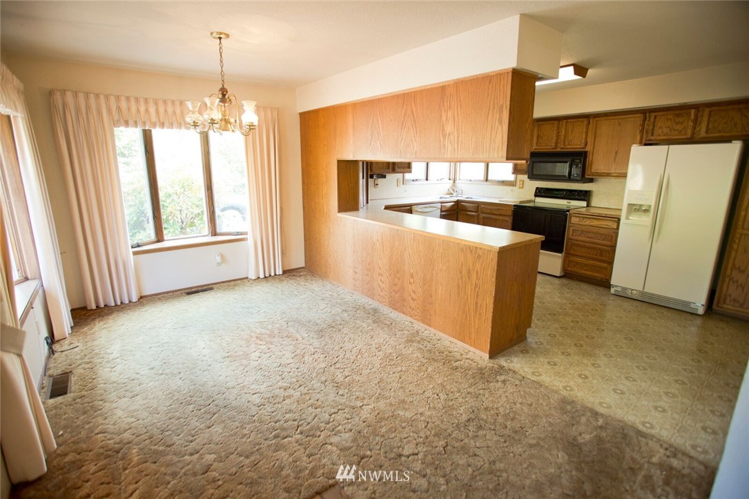 1557 Kelly Road Bellingham, WA 98226 - Photo 4 of 22