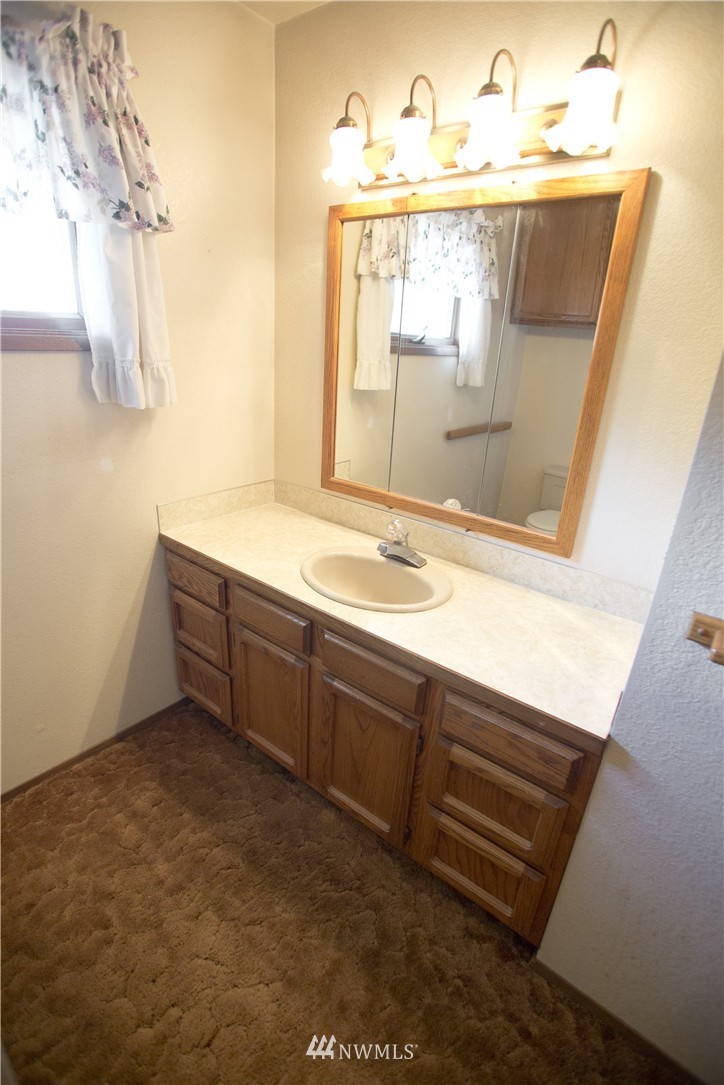 1557 Kelly Road Bellingham, WA 98226 - Photo 9 of 22