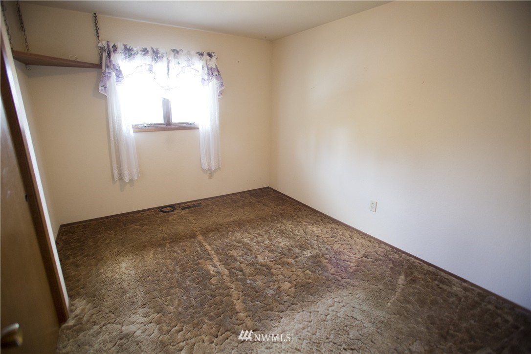 1557 Kelly Road Bellingham, WA 98226 - Photo 10 of 22