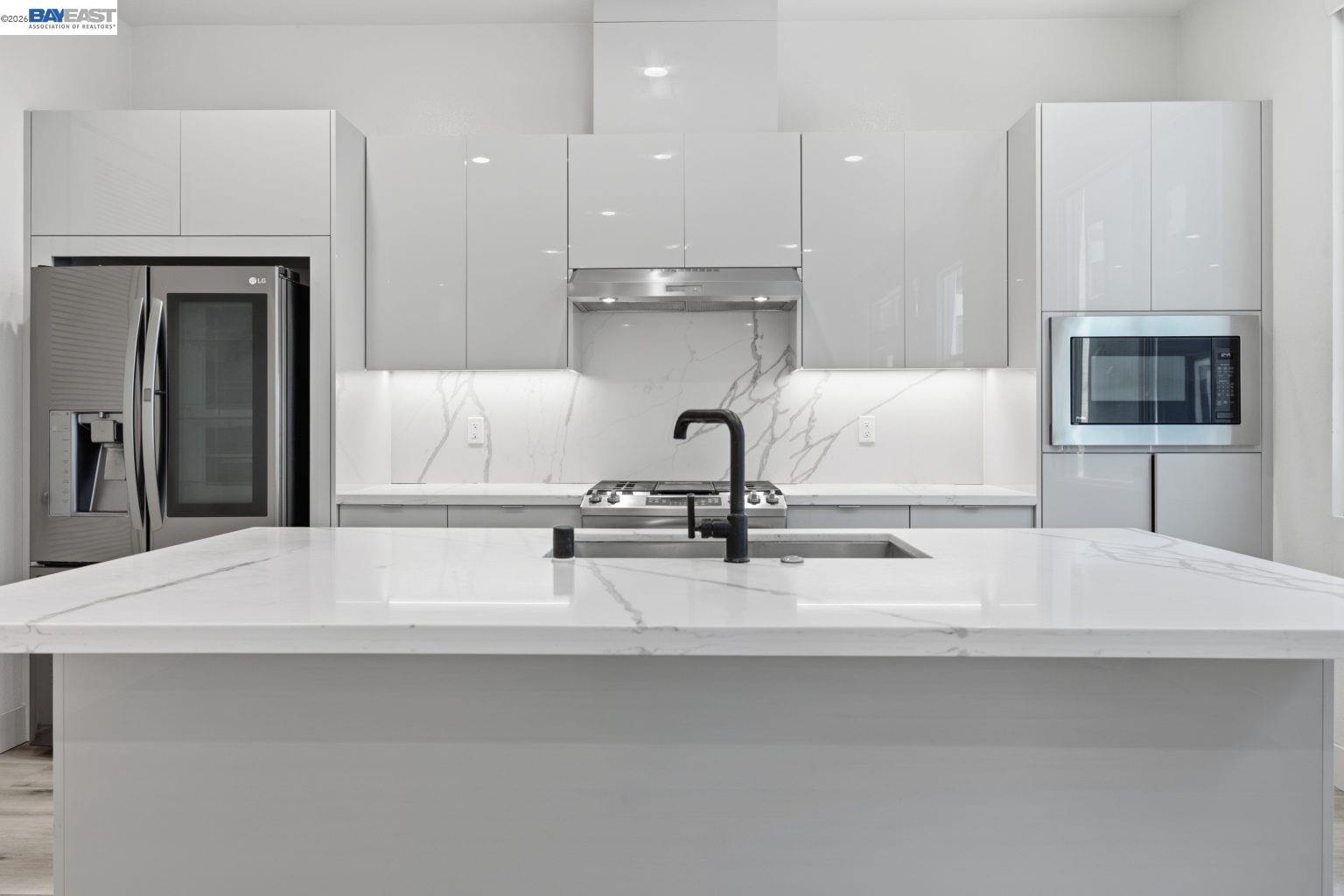 262 Element Road San Jose, CA 95110 - Photo 7 of 36