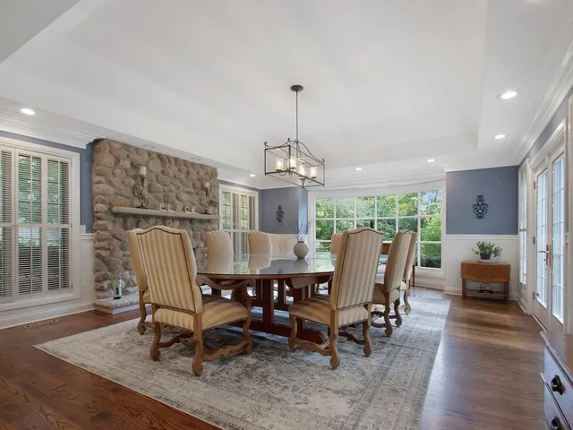 $2,395,000 | 1850 North Mulford Road, Rockford, IL 61107