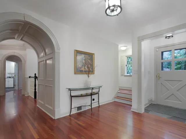 $2,395,000 | 1850 North Mulford Road, Rockford, IL 61107