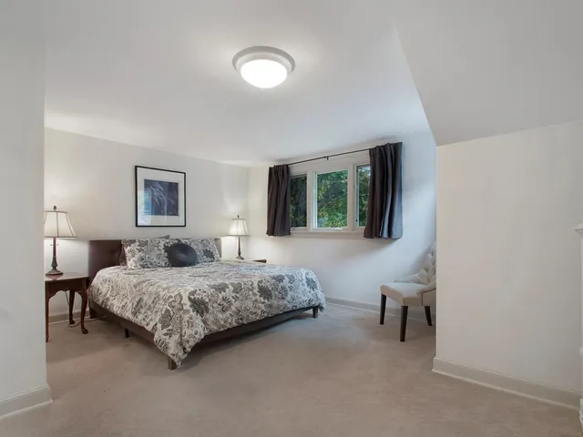 $2,395,000 | 1850 North Mulford Road, Rockford, IL 61107