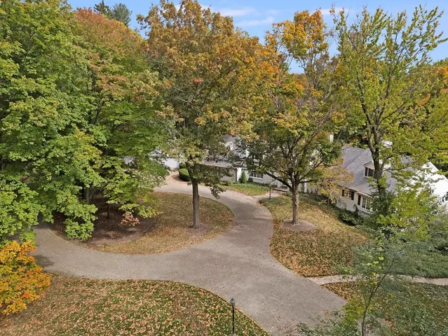 $2,395,000 | 1850 North Mulford Road, Rockford, IL 61107