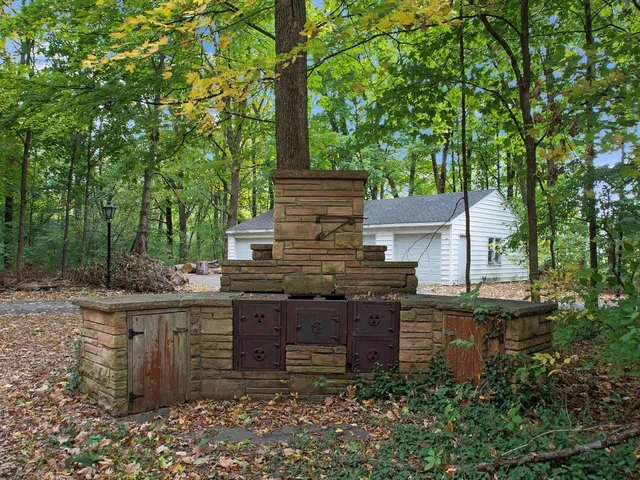 $2,395,000 | 1850 North Mulford Road, Rockford, IL 61107