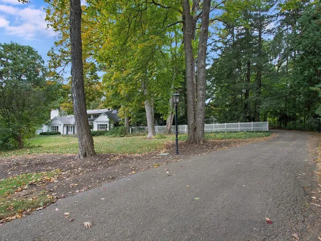 $2,395,000 | 1850 North Mulford Road, Rockford, IL 61107