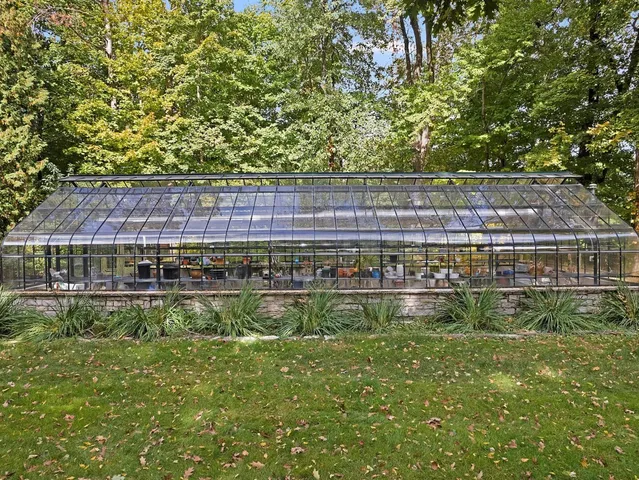 $2,395,000 | 1850 North Mulford Road, Rockford, IL 61107