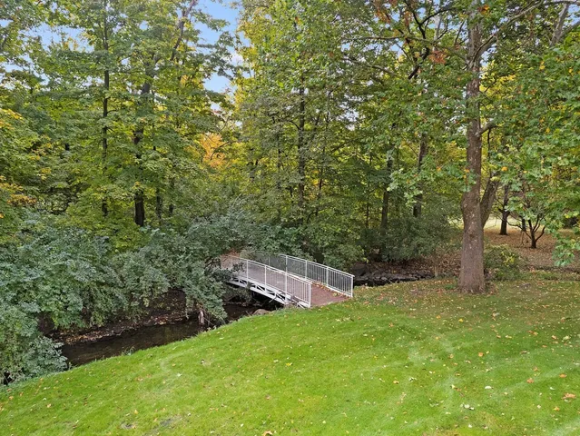 $2,395,000 | 1850 North Mulford Road, Rockford, IL 61107