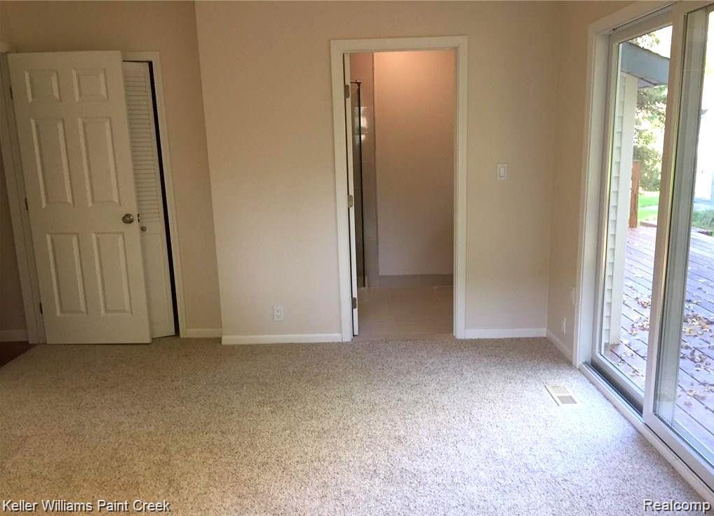 1886 Ruby Avenue Rochester, MI 48309 - Photo 12 of 18