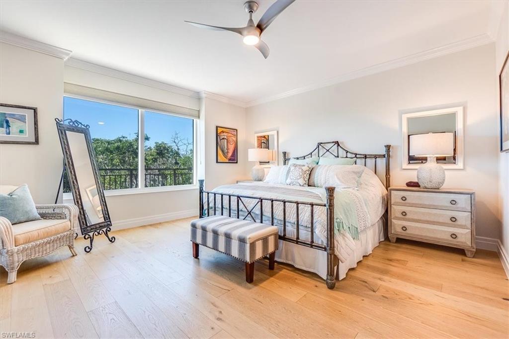 445 Cove Tower Drive, Unit 302 Naples, FL 34110 - Photo 17 of 50