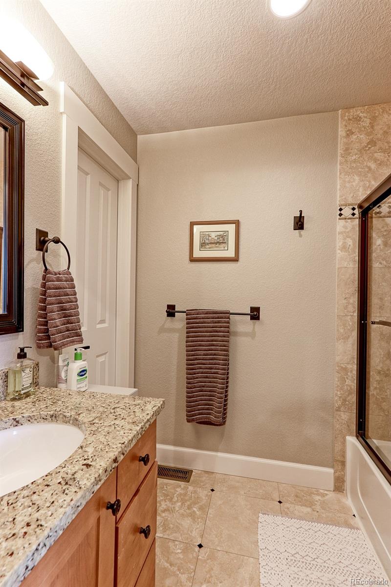 1866 South Logan Street Denver, CO 80210 - Photo 20 of 37