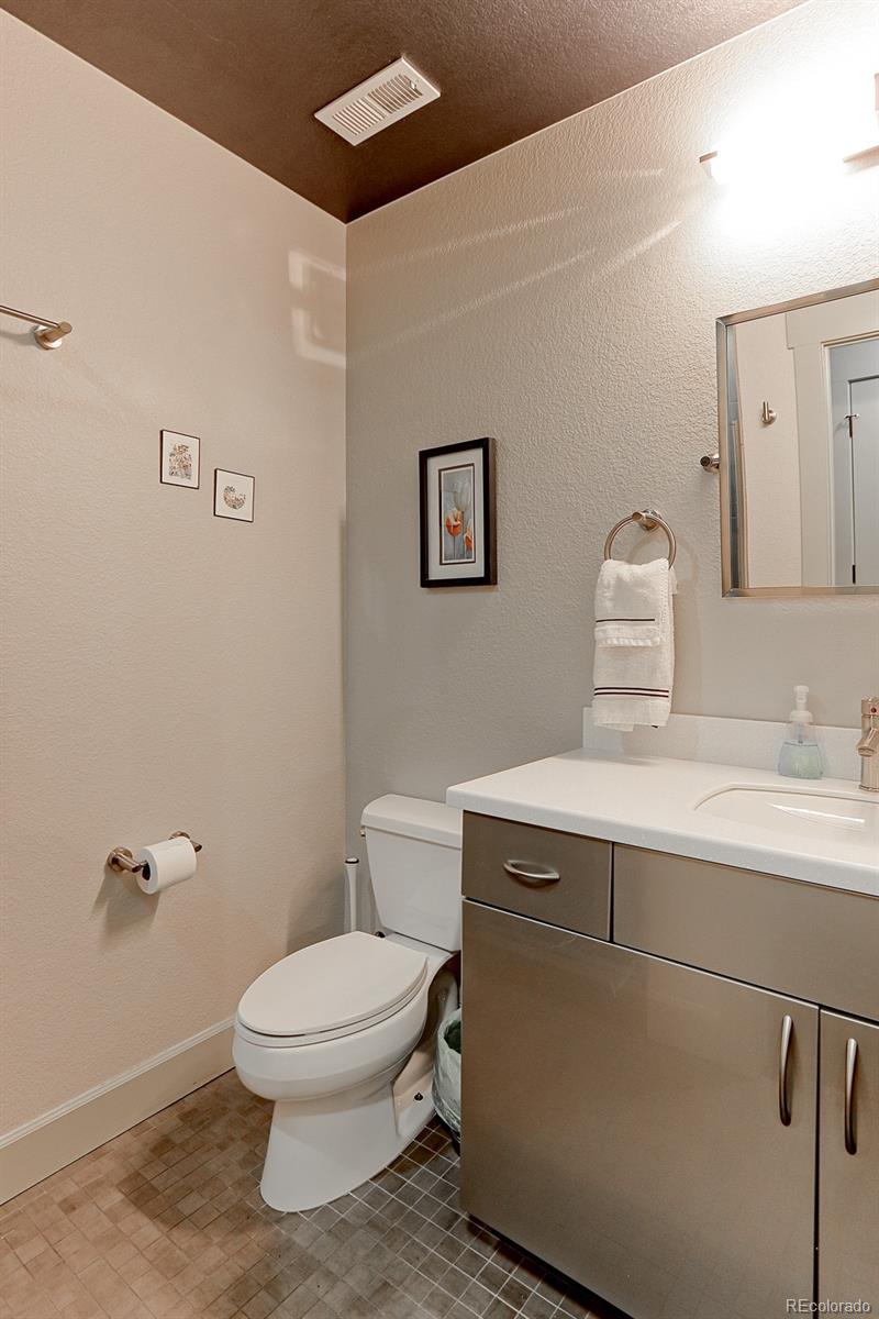 1866 South Logan Street Denver, CO 80210 - Photo 25 of 37