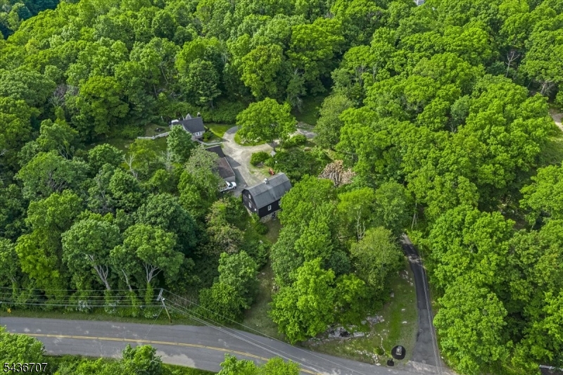 373 Green Road Sparta, NJ 07871 - Photo 36 of 40
