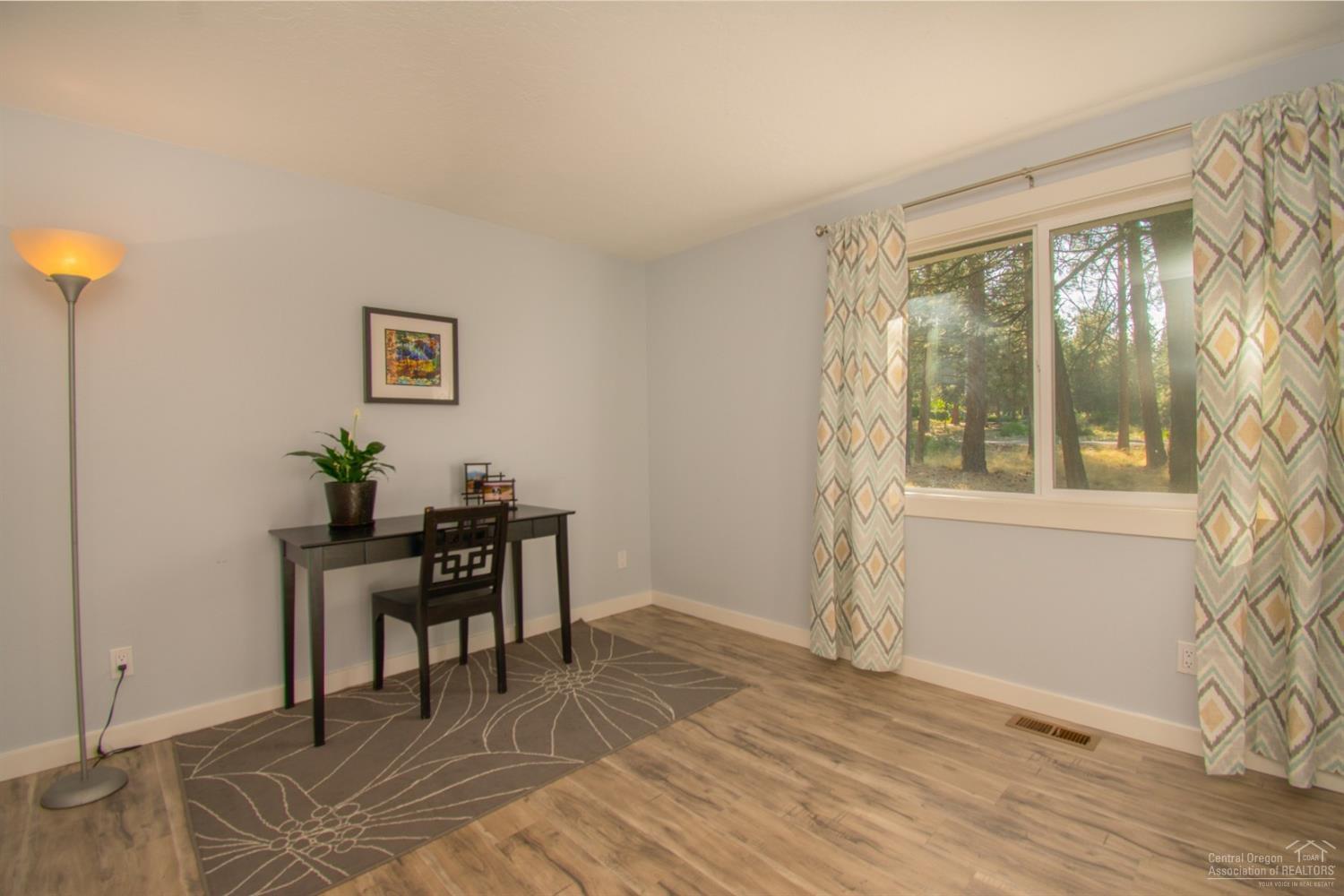 60300 East Ridgeview Drive Bend, OR 97702 - Photo 15 of 22 Additional Photo
