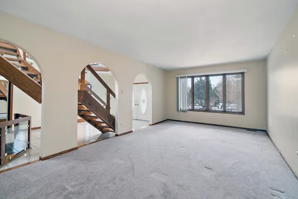 $739,900 | 13335 Silver Fox Drive, Lemont, IL 60439