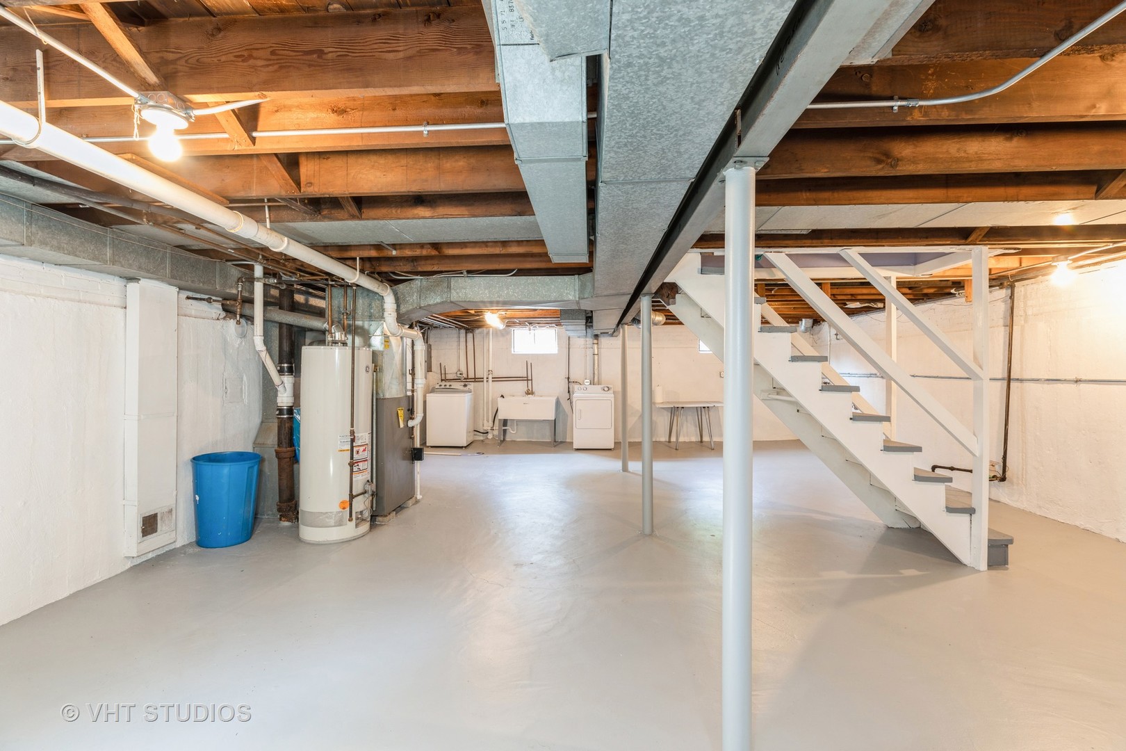 18633 Golfview Avenue Homewood, IL 60430 - Photo 16 of 18 a view of an empty room with stairs