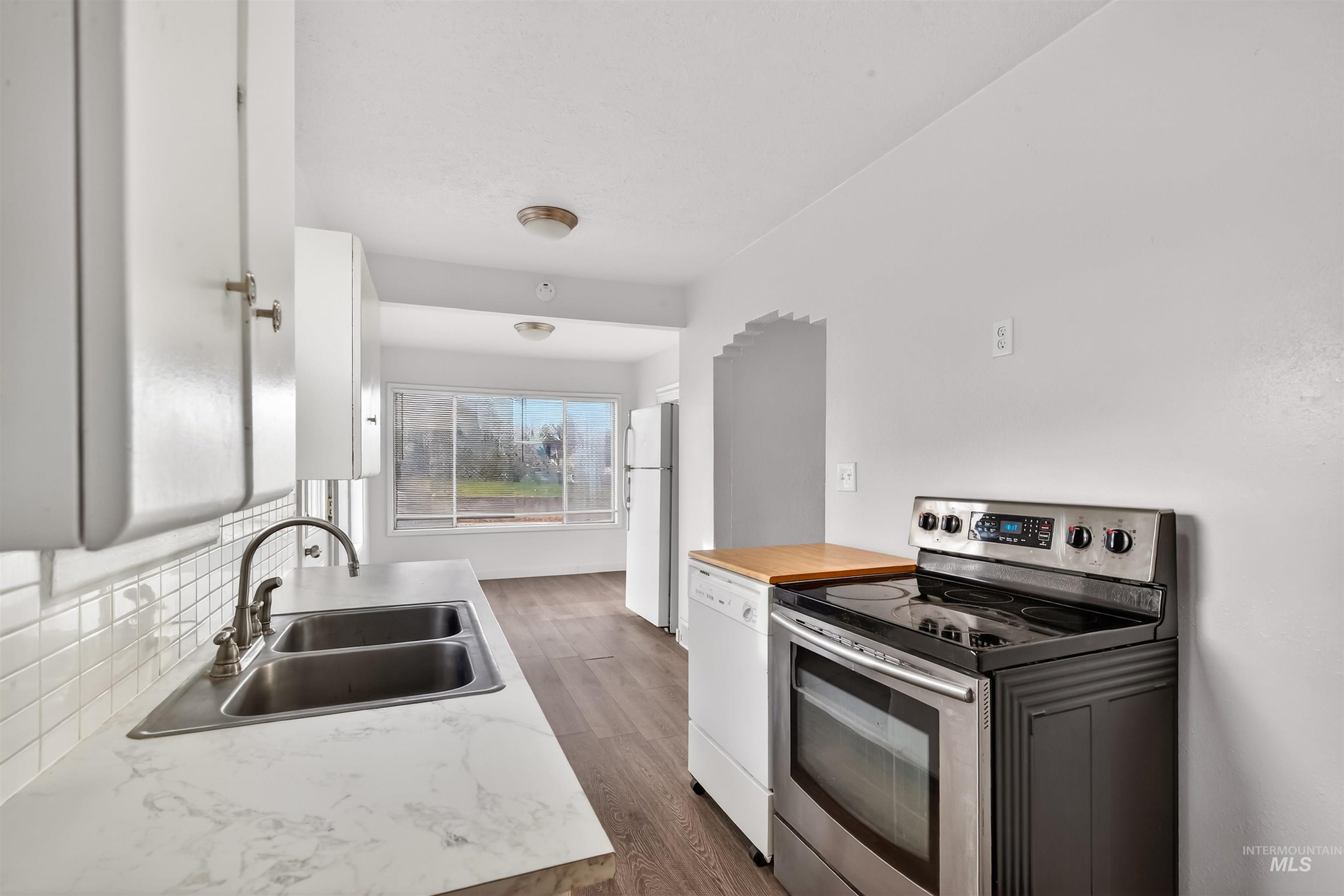 117 Sycamore Street Clarkston, WA 99403 - Photo 12 of 23