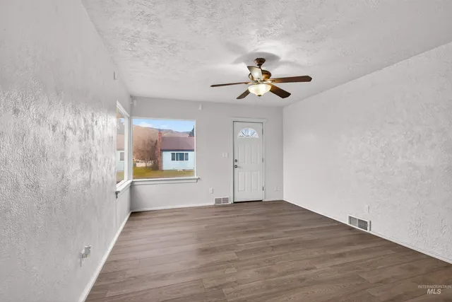 $239,900 | 117 Sycamore Street, Clarkston, WA 99403