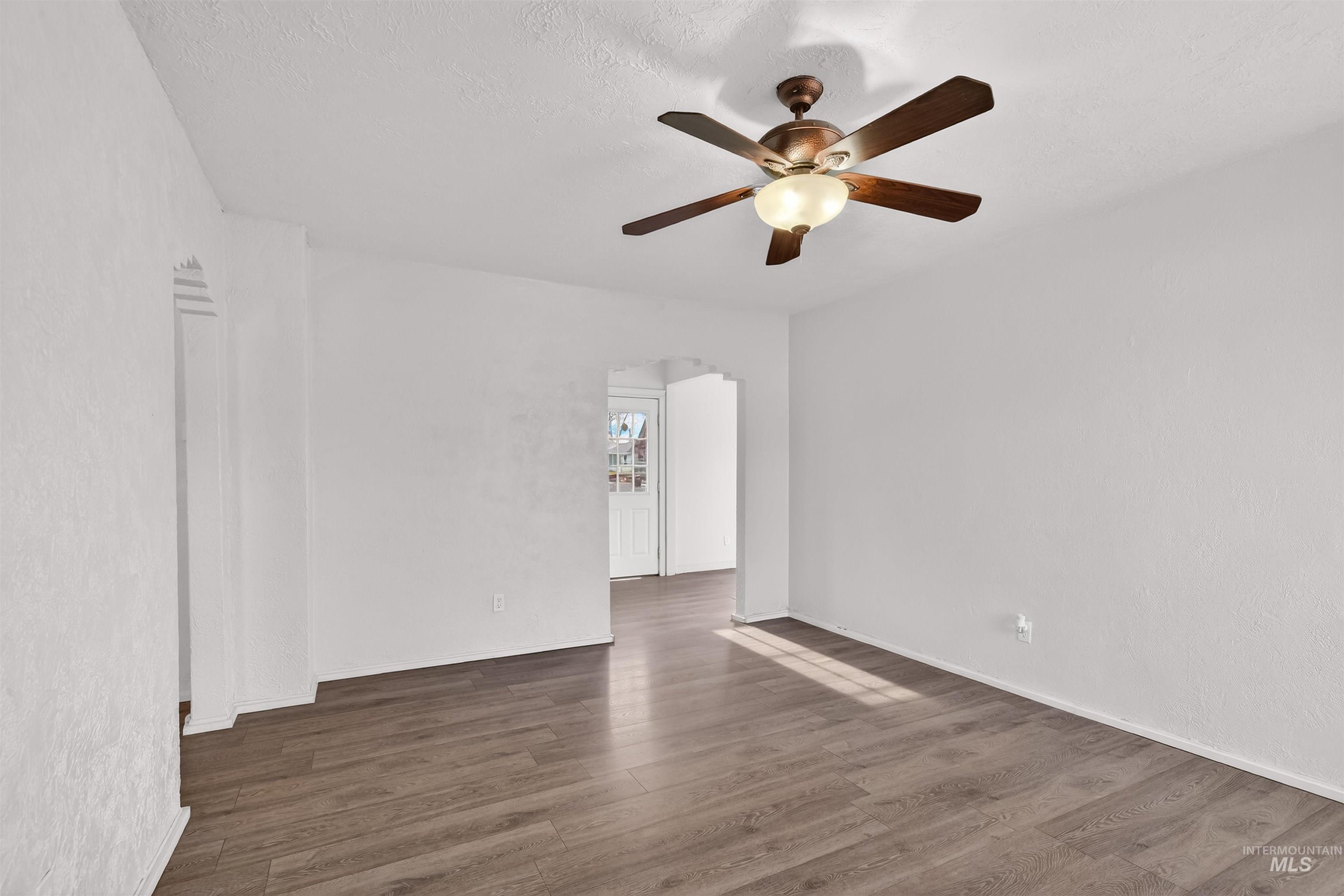 117 Sycamore Street Clarkston, WA 99403 - Photo 5 of 23