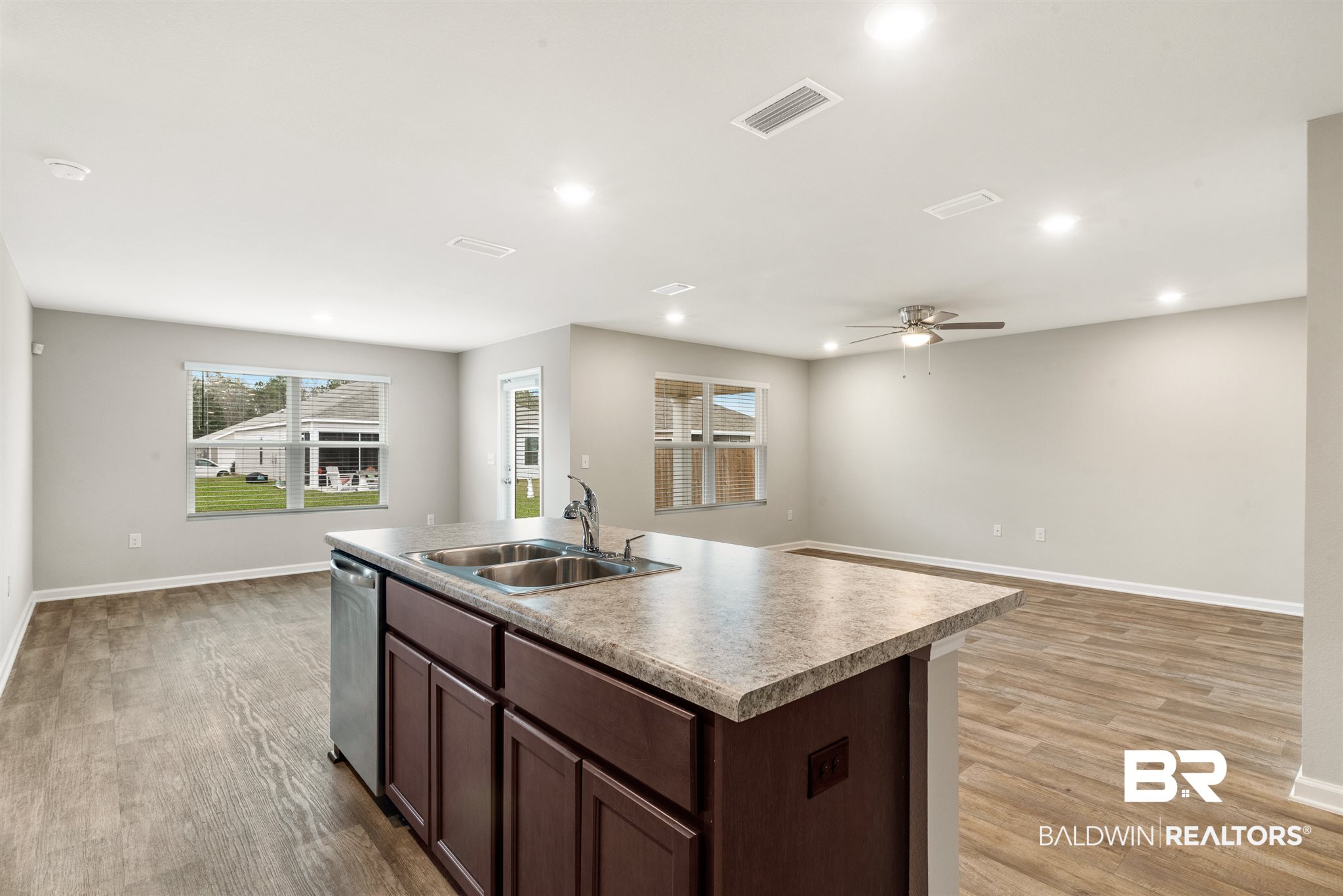 7944 Pickwick Dr. Foley, AL 36535 - Photo 19 of 36