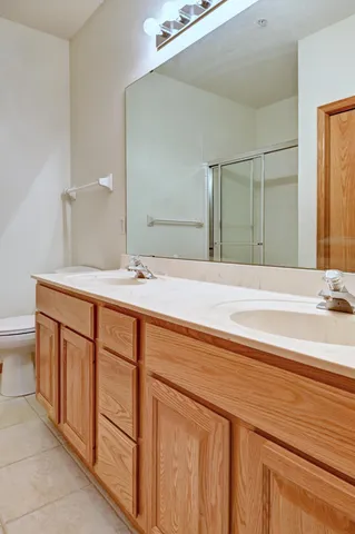 $259,900 | 9225 Medicine Lake Road, Unit 105B, Golden Valley, MN 55427