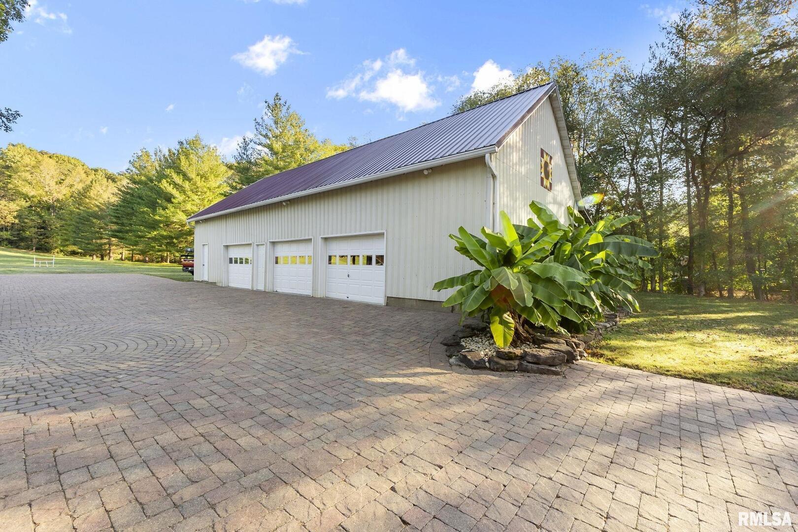 1810 Berryville Road Jonesboro, IL 62952 - Photo 52 of 60