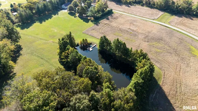 $475,000 | 1810 Berryville Road, Jonesboro, IL 62952