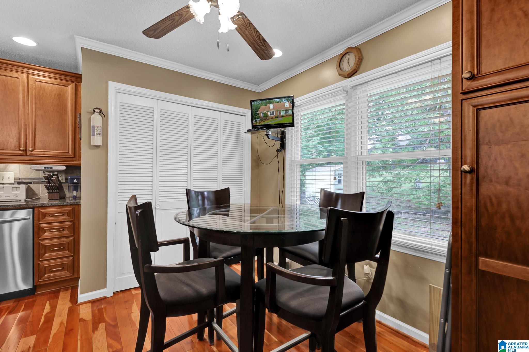 916 Woodbrook Road Birmingham, AL 35215 - Photo 19 of 33