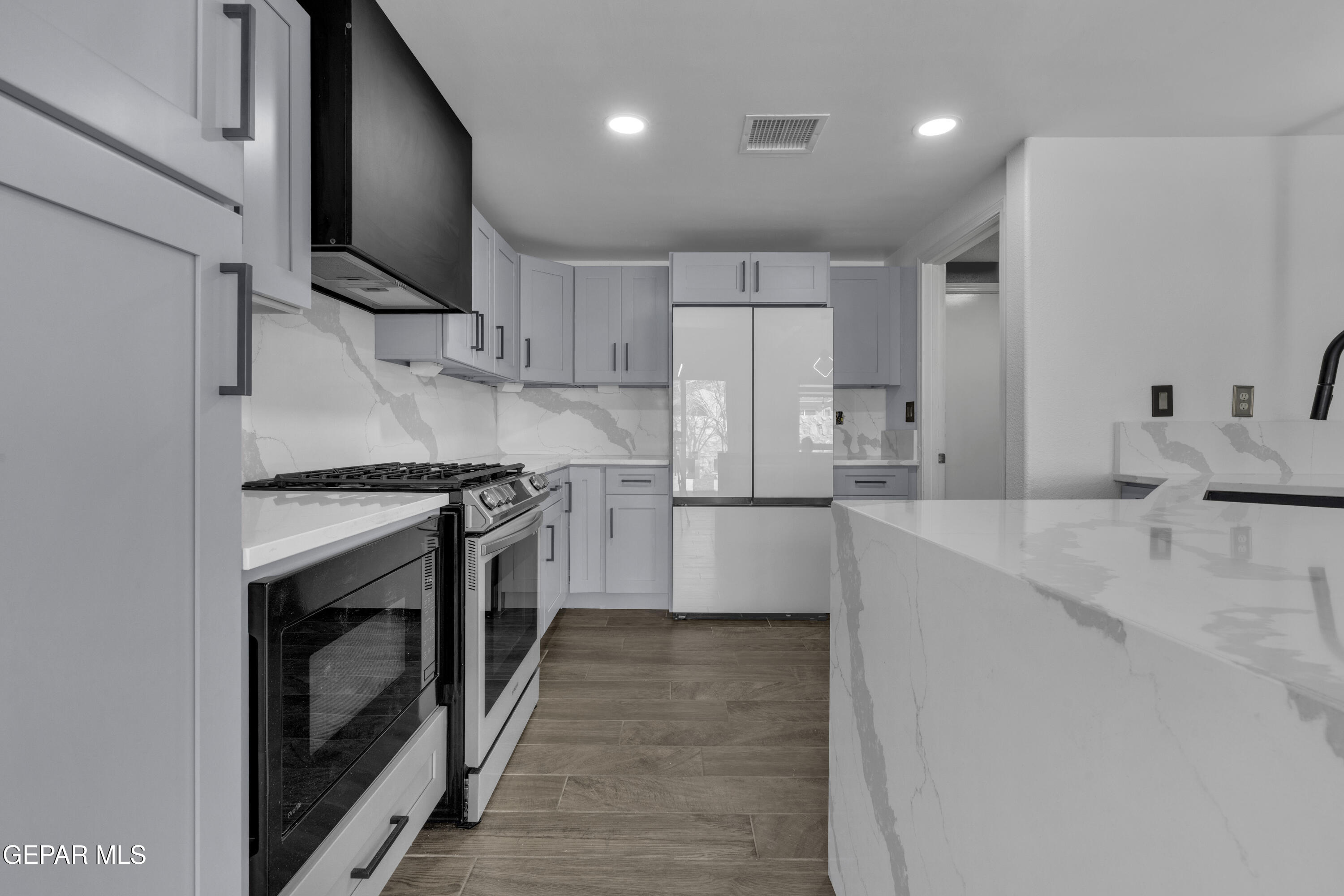 6341 Cougar Ridge Lane El Paso, TX 79912 - Photo 9 of 71 2 (21)