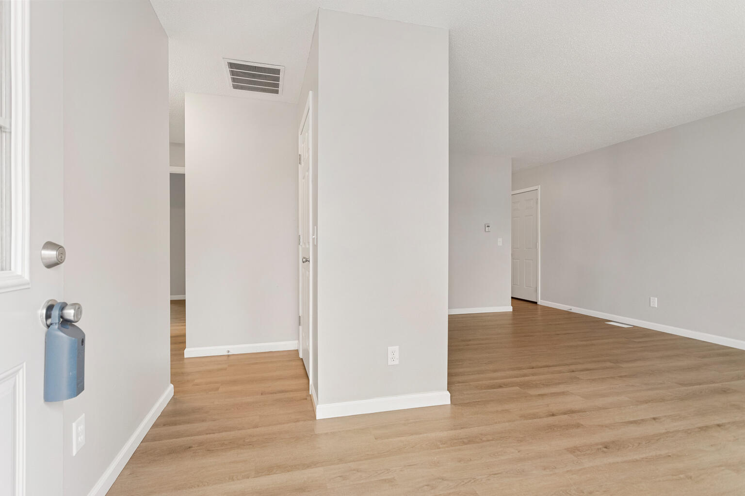 3307 West Daniel Street Champaign, IL 61821 - Photo 8 of 25 Gallery Image 8