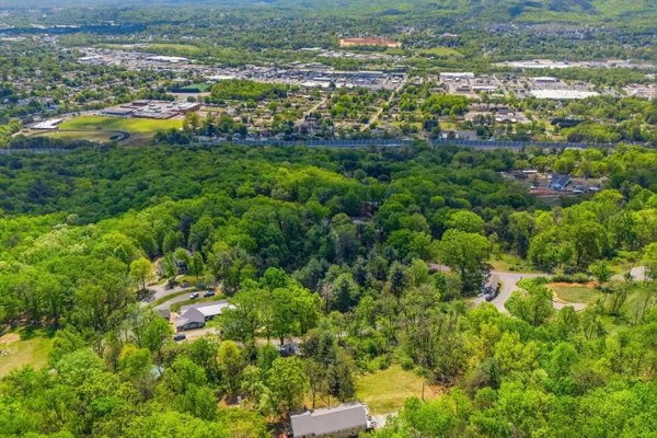 $279,950 | 897 Dellwood Road, Salem, VA 24153
