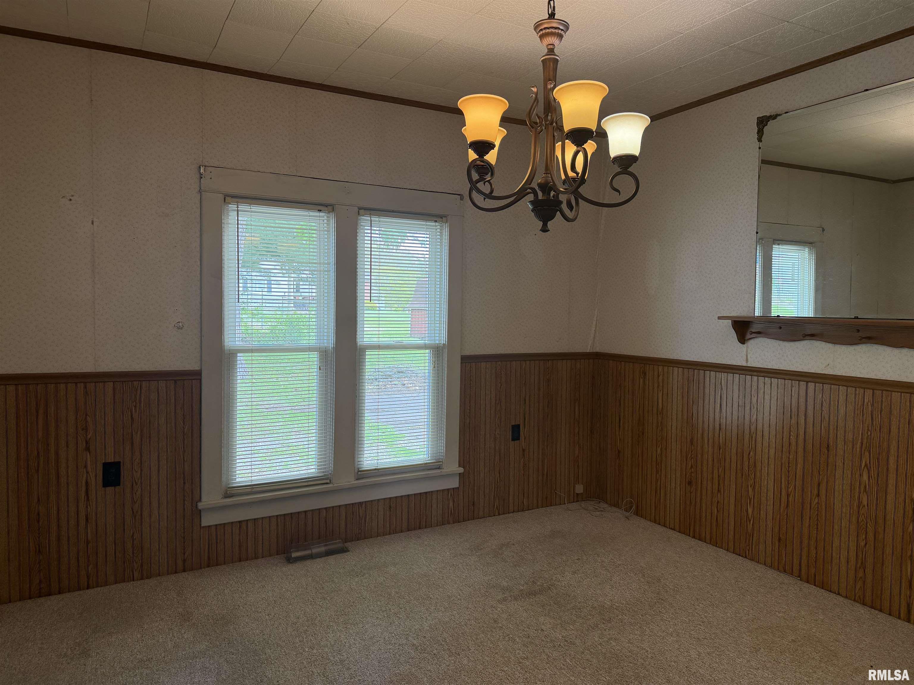 927 South Garfield Street Macomb, IL 61455 - Photo 13 of 44