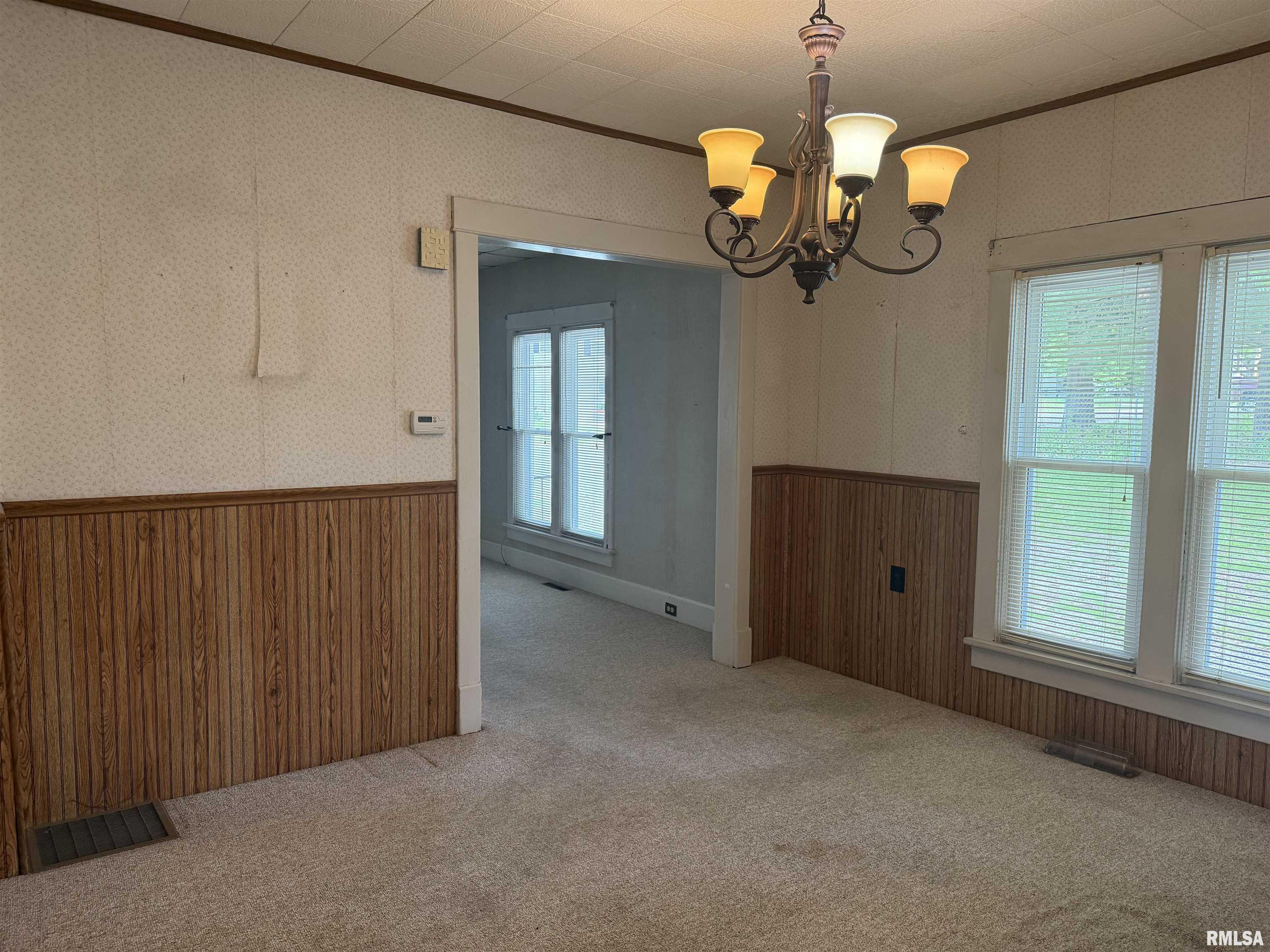 927 South Garfield Street Macomb, IL 61455 - Photo 14 of 44